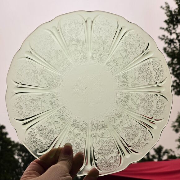 Jeannette Other - Vintage Jeannette Cherry Blossom Green Uranium Depression Glass 9" Plates Set 2
